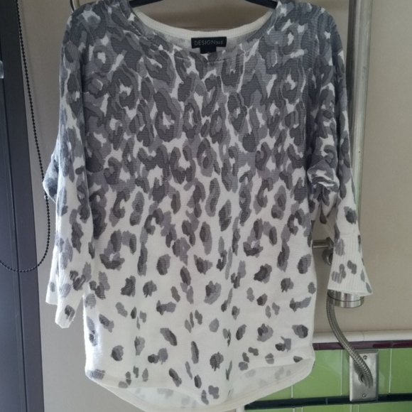 Gray Leopard Sweater - Picture 1 of 5
